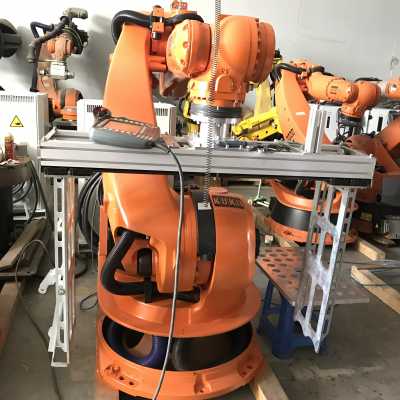 二手机器人焊接二手机器人广东工业堆垛进口库卡机器人生产流水线